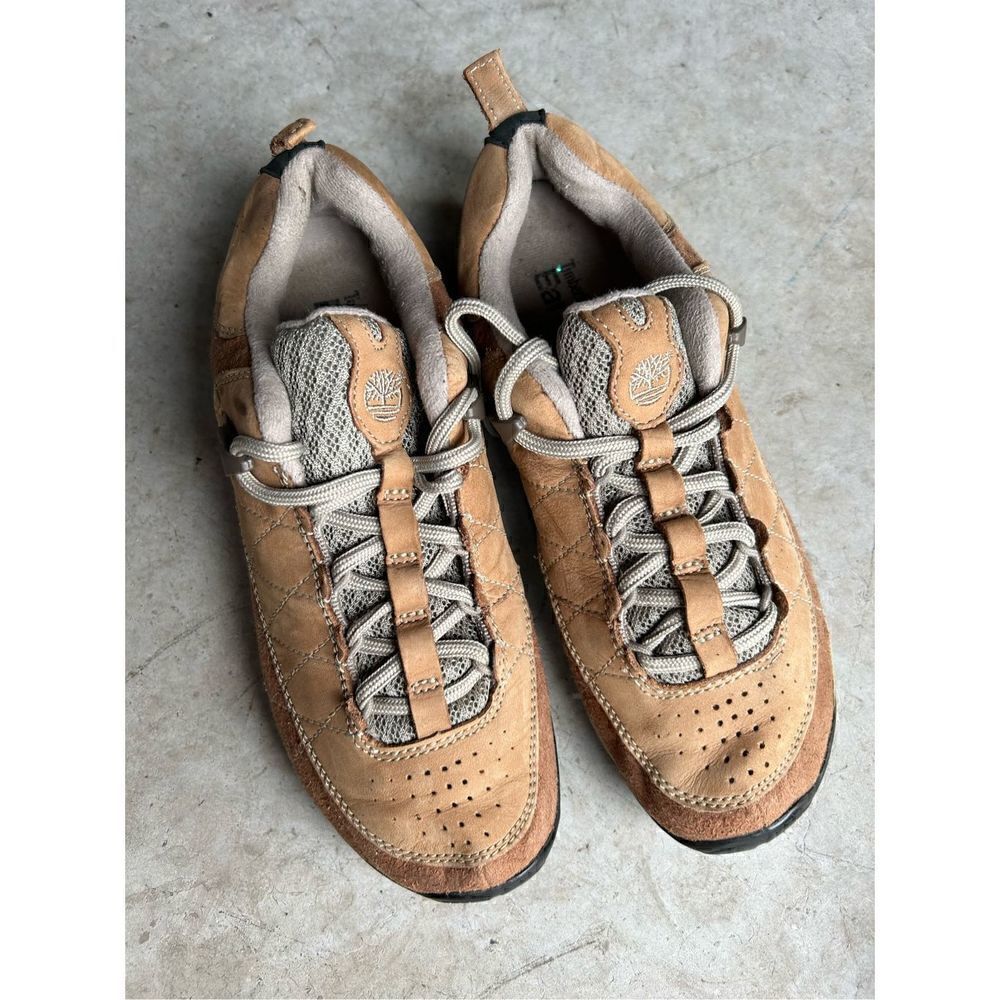 Timberland hiking shoes brown size 6.5